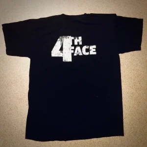 Fourth Face – Triko 4th Face